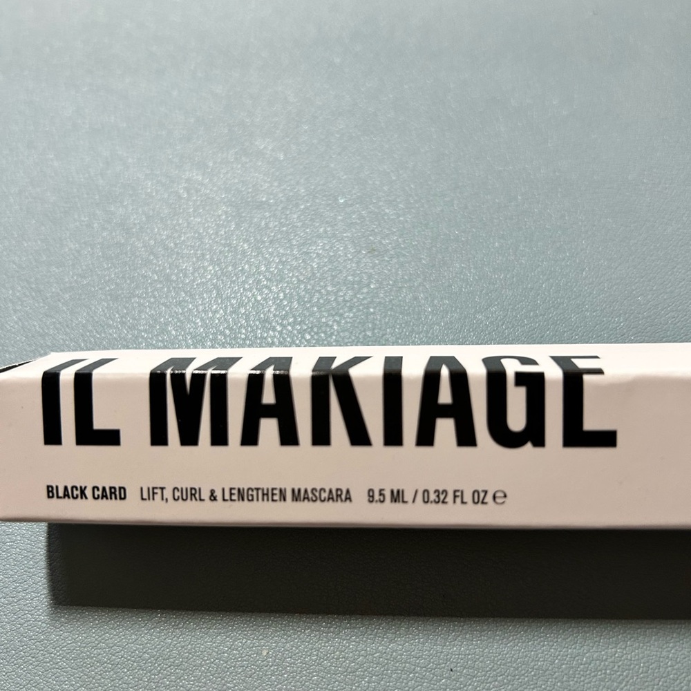IL MAKIAGE Black Card Mascara *brand new*